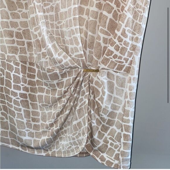 Calvin Klein Animal Print Top Size Large - Picture 2 of 4